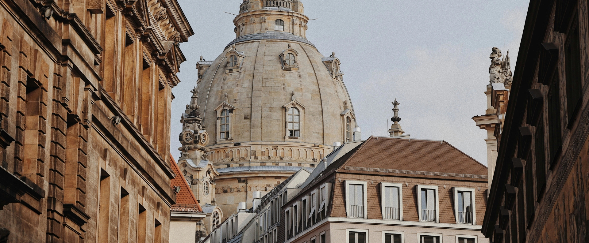 Hintergrundbild des Headers