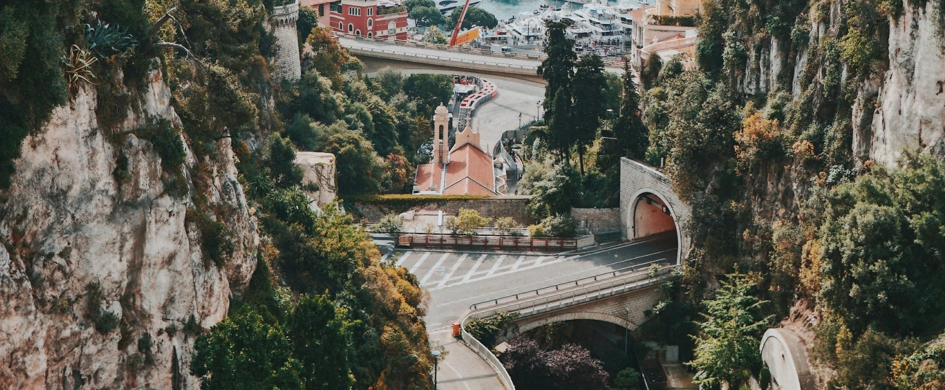 reuben-rohard-LpUZX53hBqc-unsplash-1 Hintergrundbild des Headers